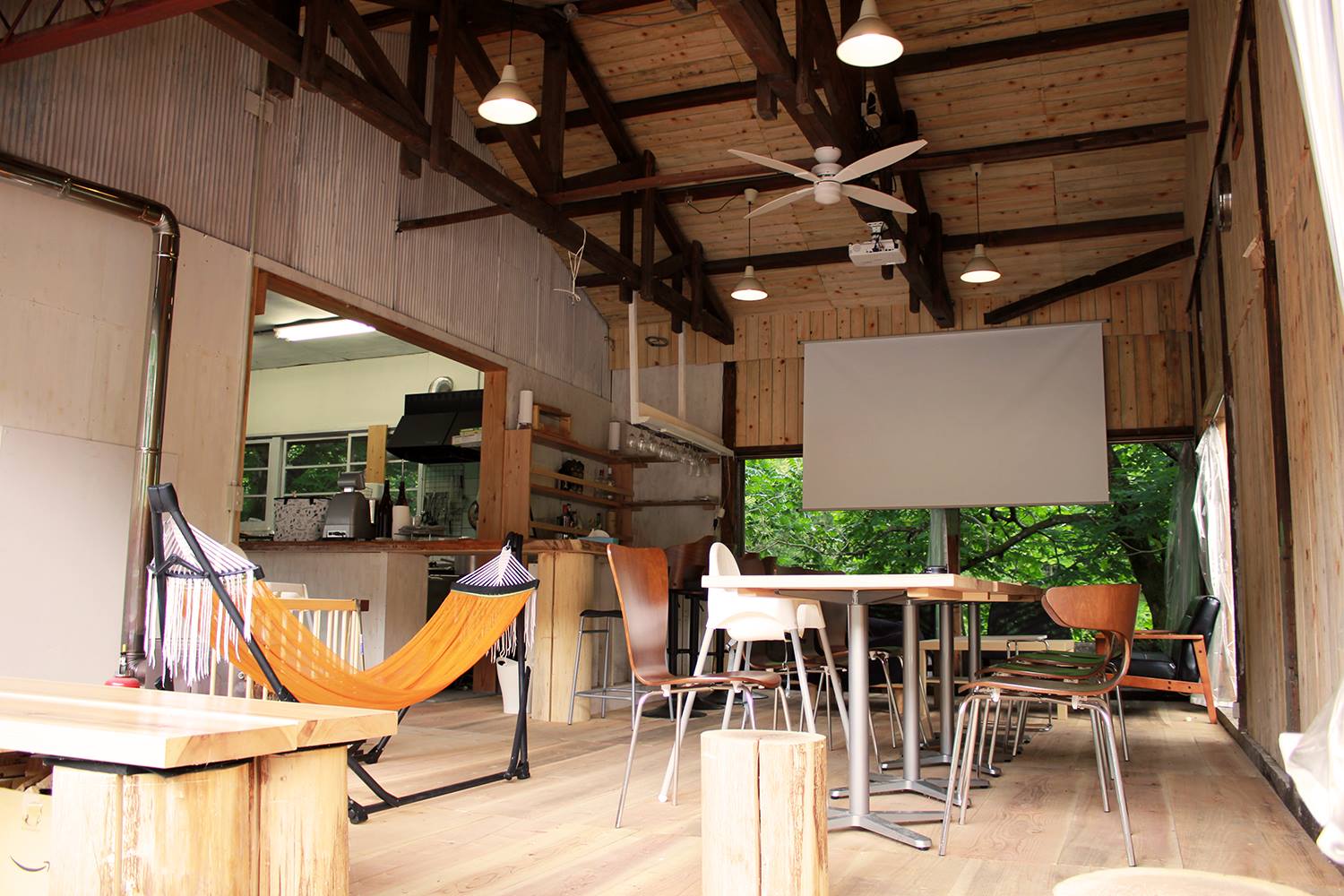 ライオンカフェの店内